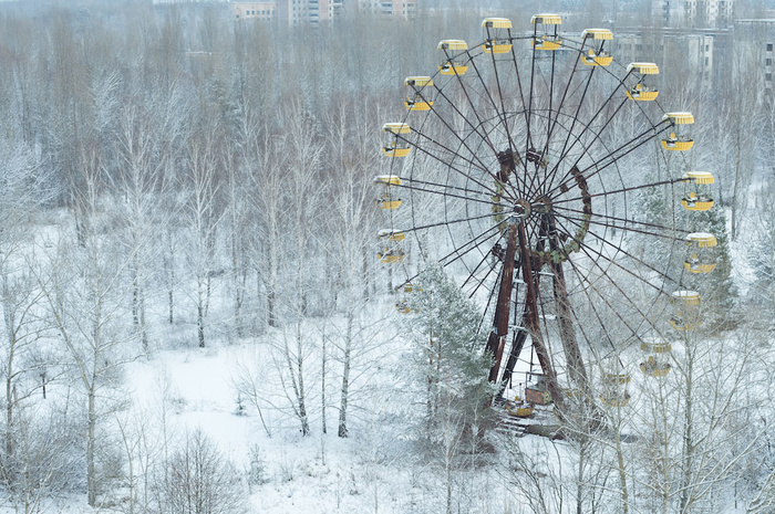 Get To Know Urban Exploration Photography: A Guide To Shooting Abandoned and Off-Limits Territory