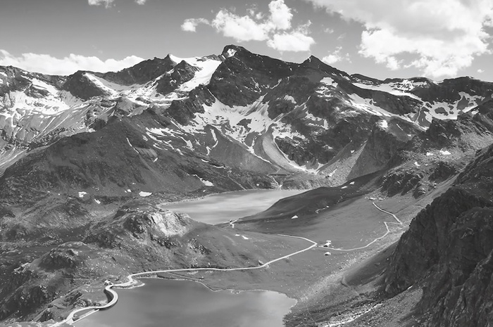 How to Create More Refined Black and White Images Using Photoshop