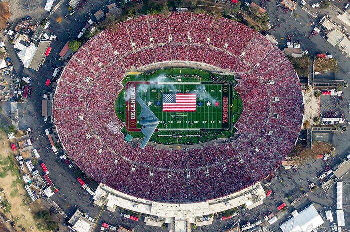Photographer Catches Stealth Bomber Flying Over Stadium, and It's Not a Drone Shot