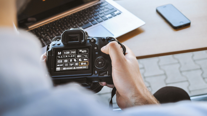 Exposure Bracketing: What It Is and How to Do It