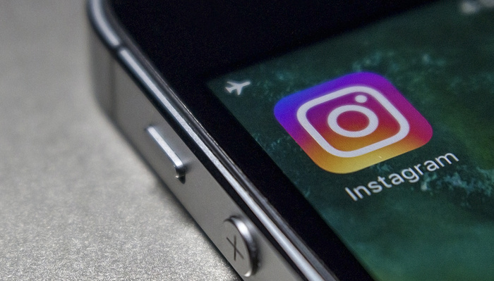Instagram Inexplicably Gets Rid of Scrolling in Awful Update