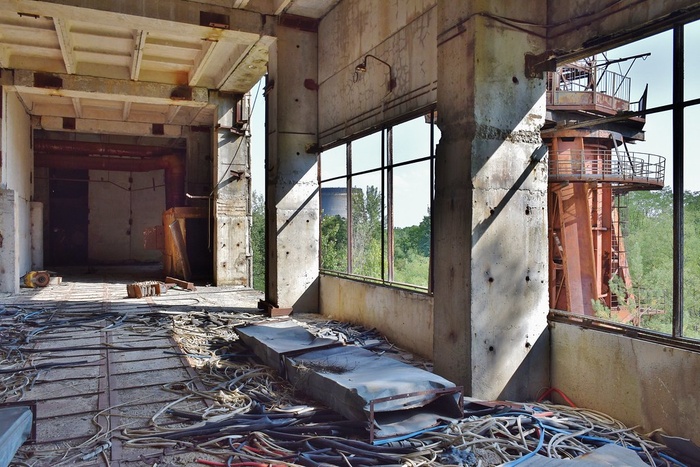 Writer of New Chernobyl TV Series Asks Tourists to Respect Site After Influencer Poses in Underwear by Jack Alexander Writer of New Chernobyl TV Series Asks Tourists to Respect Site After Influencer Poses in Underwear