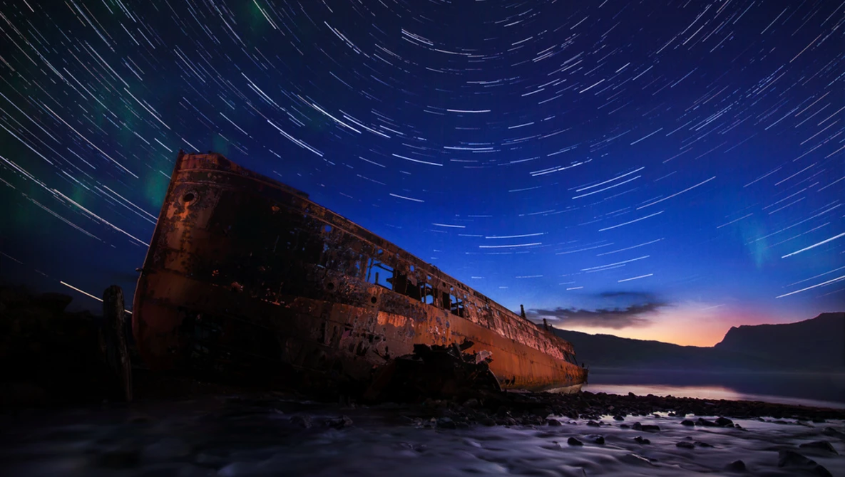 Critique the Community: Long Exposure
