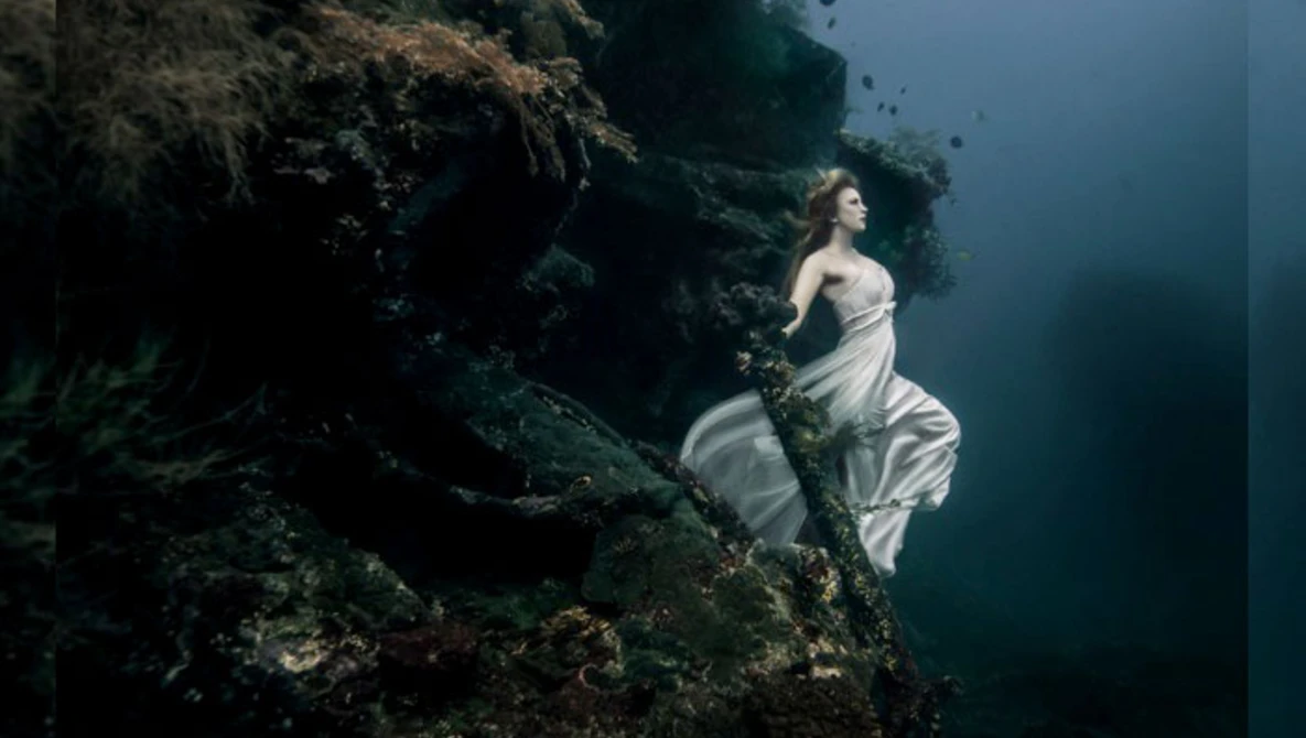 Watch Epic underwater photoshoot - Part 2 - How it all came together on YouTube.