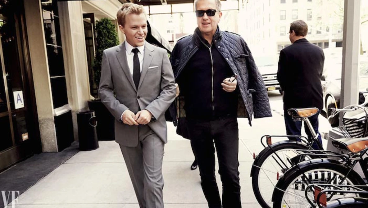 Watch Mario Testino’s 2014 Best-Dressed Shoot: London on YouTube.