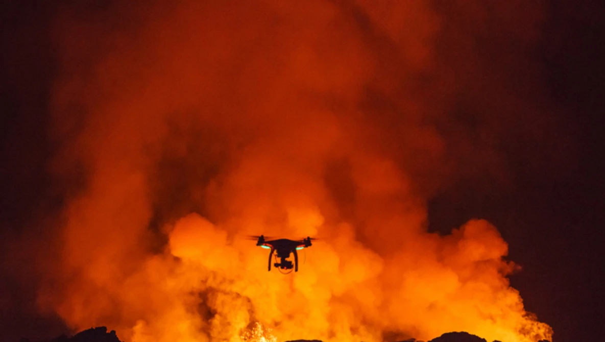 Watch DJI Feats: Eruption at Bardarbunga Volcano on YouTube.