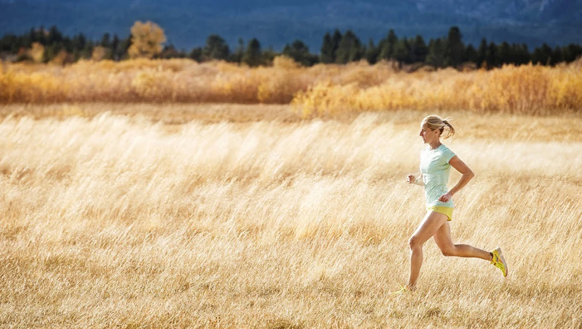 Watch Running Photography Basics: Getting the Shot with Corey Rich: Tech Tip: AdoramaTV on YouTube.