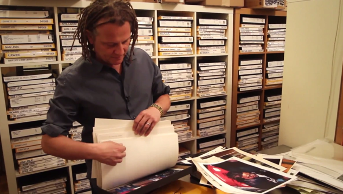 Watch Interview with Martin Schoeller on YouTube.
