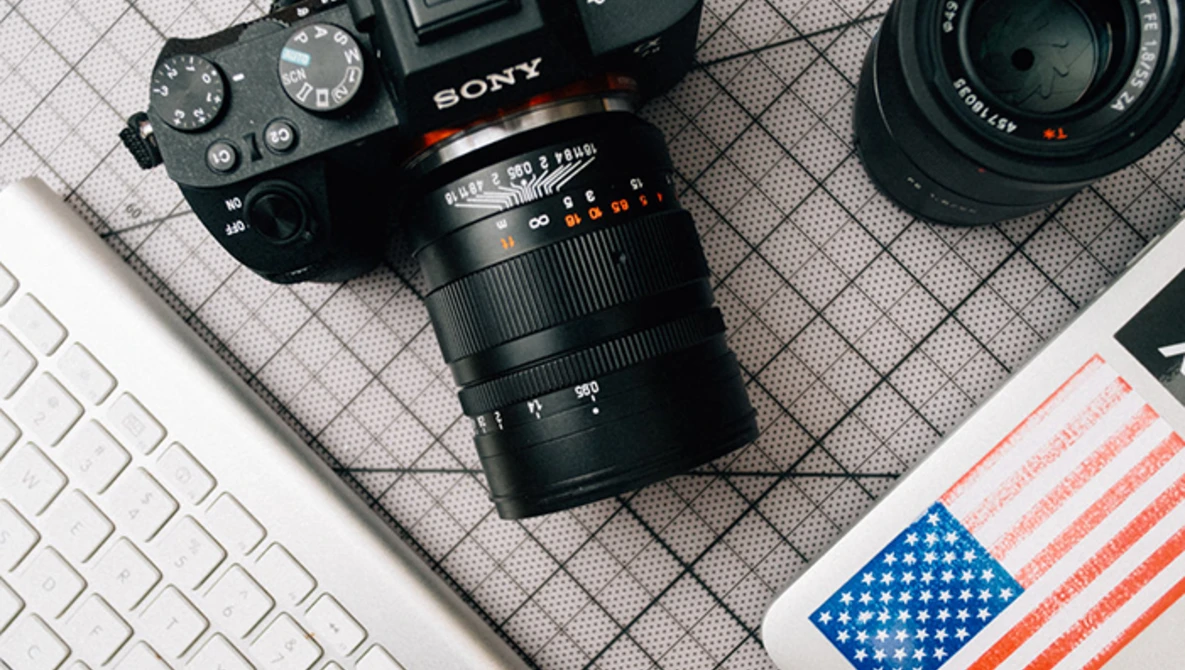 Need for Speed: Fstoppers Reviews the Mitakon Zhongyi 50mm f/0.95