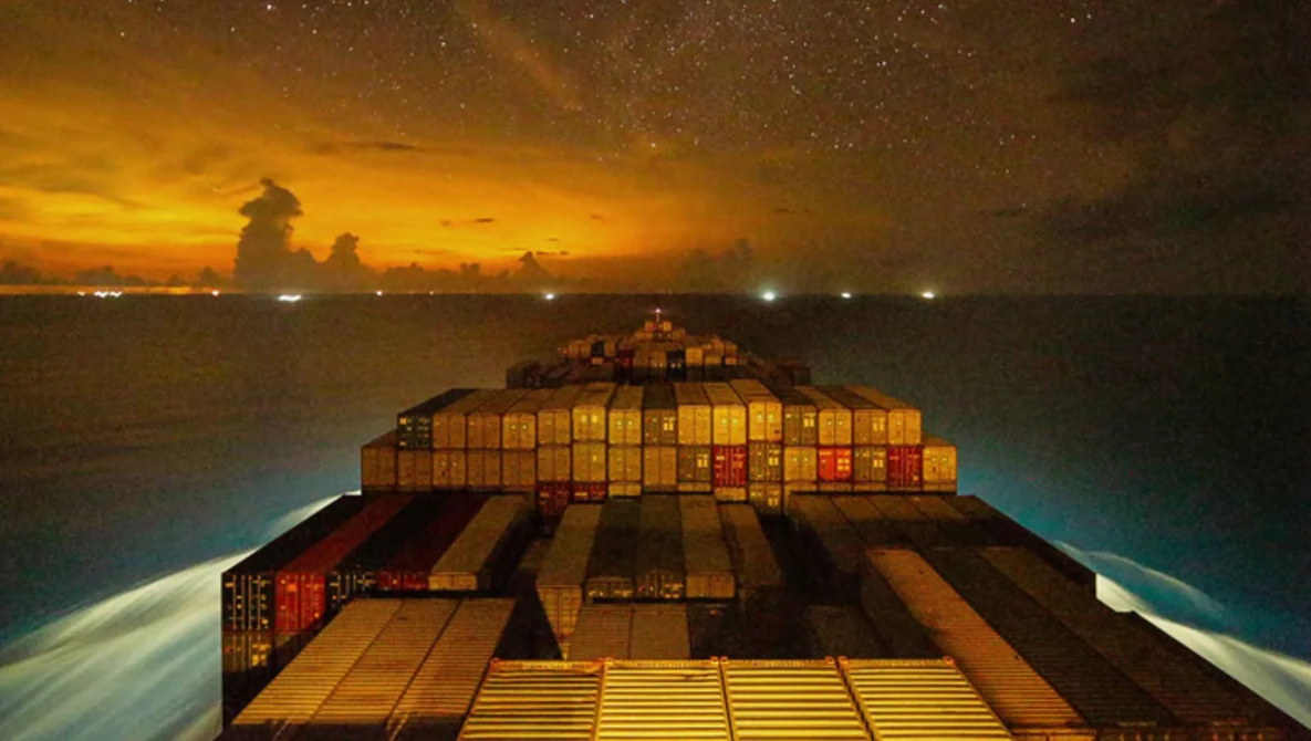 Watch The Gunhilde Maersk - 4K Time Lapse by Toby Smith on YouTube.