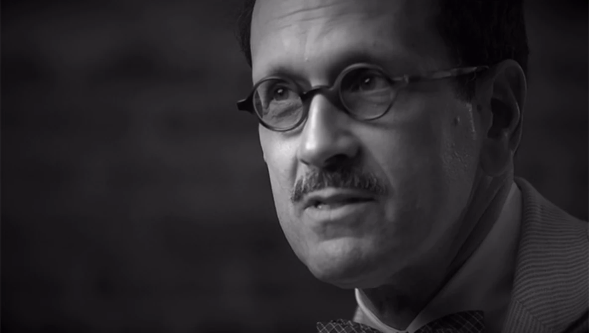 Watch Canon 5DS & 5DS R Webcast with Gregory Heisler: Live from B&H on YouTube.