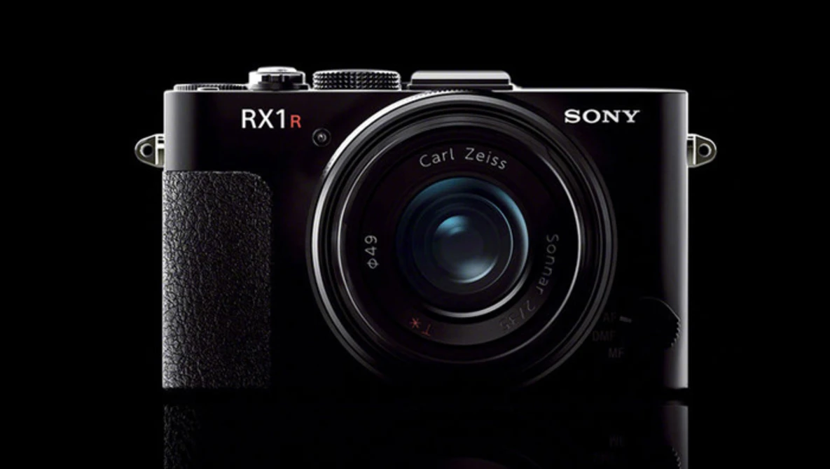 Hands-On with the Newly Announced Sony RX1R II | Fstoppers
