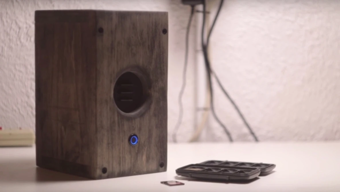 Watch DIY Card Reader/Hard Drive RAID Enclosure on YouTube.