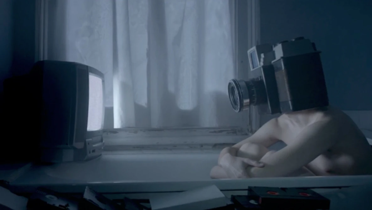 Watch The Boy with a Camera for a Face on Vimeo.