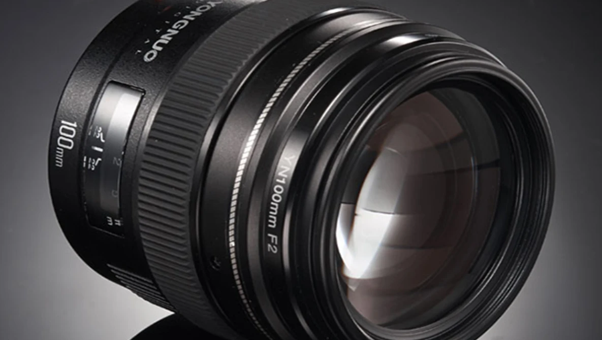 YONGNUO 100mm F2 単焦点レンズ　希少 Yongnuo Releases a Dirt Cheap 100mm Lens for Canon Users | Fstoppers