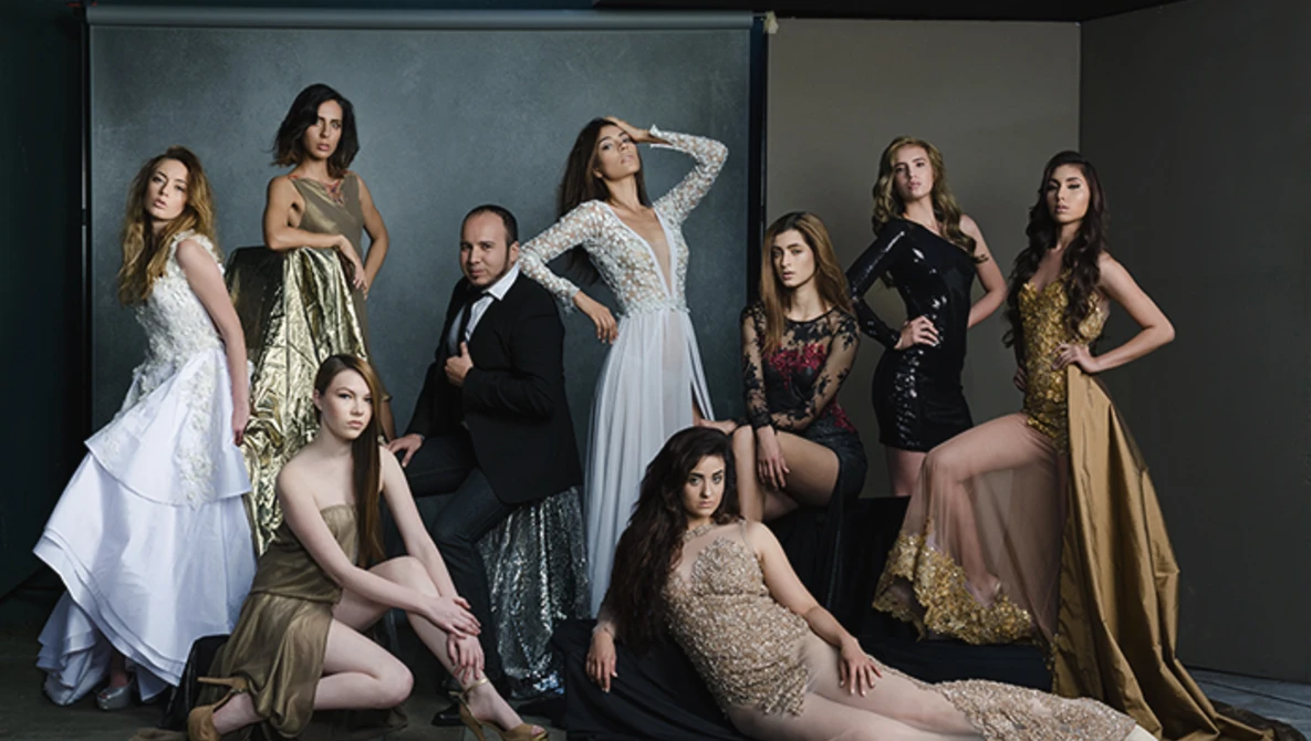Watch Annie Leibovitz & Vanity Fair Style - Group Lighting + Photoshop Composite Tutorial on YouTube.
