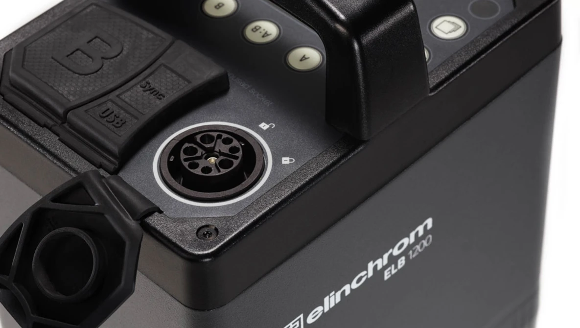 Watch Elinchrom ELB 1200 on YouTube.