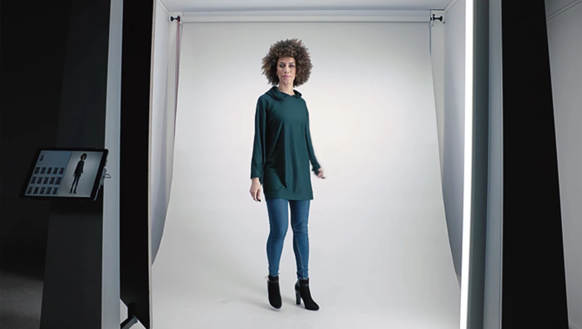 Watch StyleShoots Live: The "Smart" Model Photo/Video Studio on YouTube.