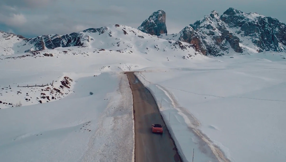 Watch Racing PORSCHES through ITALY!! Testing out the Olympus E-M1 MK2 on YouTube.