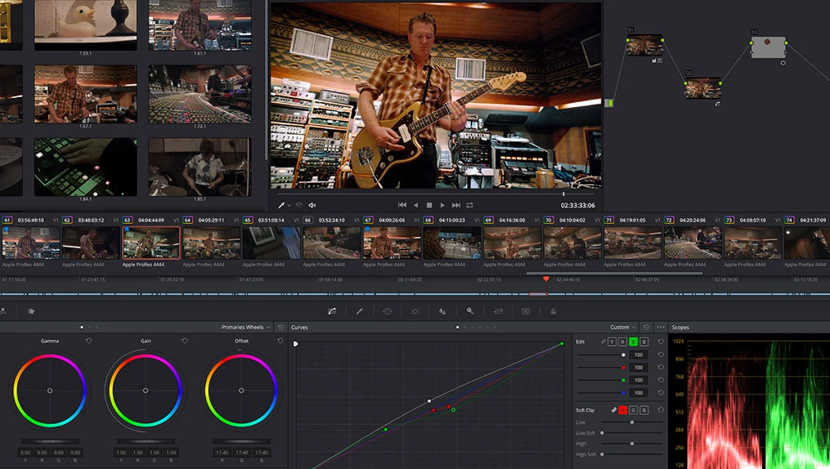 Watch DaVinci Resolve 14 What's New on YouTube.