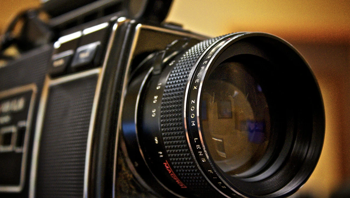 Watch How to create a SUPER 8 Film Camera Look in Adobe Premiere Pro (CC Tutorial) on YouTube.