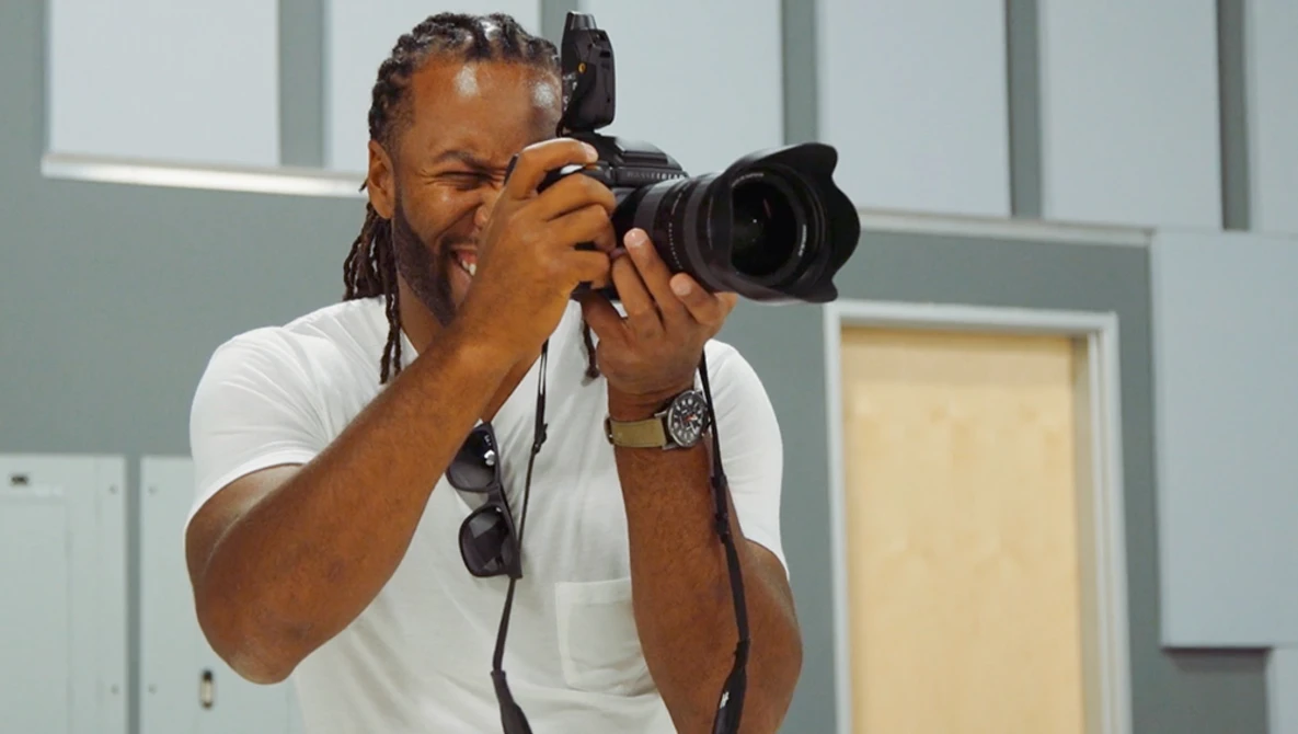 Watch Larry Fitzgerald photographs my Family Portrait on Vimeo.