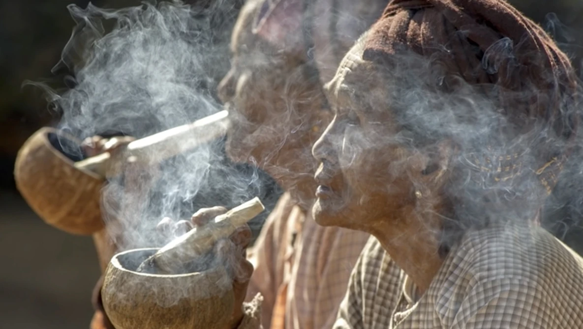 Watch Lighting Tips: How to Capture that ‘National Geographic Style’ on YouTube.