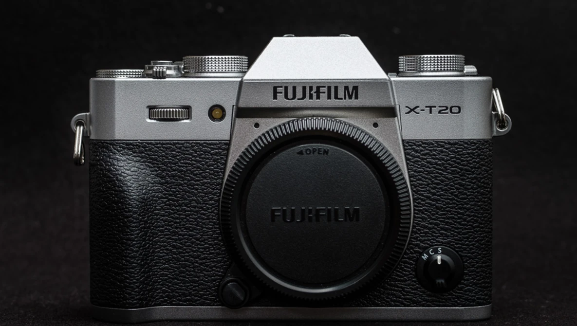 Fstoppers Reviews the Fujifilm X-T20 Mirrorless Camera | Fstoppers