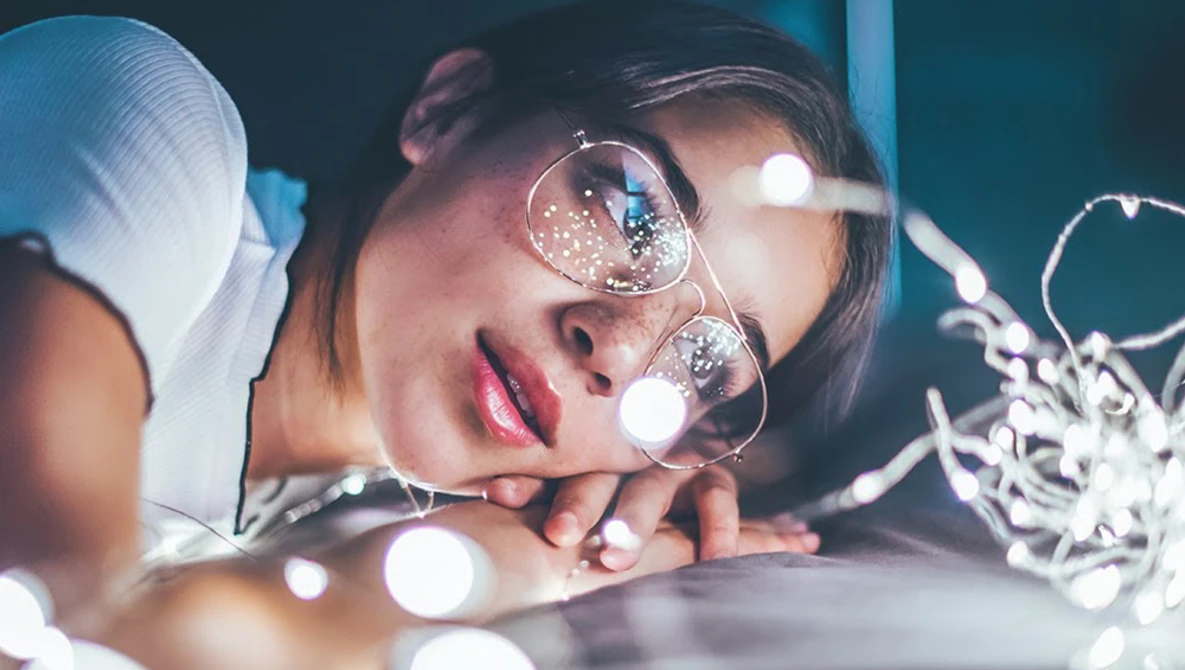 Watch 4 PHOTOGRAPHERS SHOOT THE SAME MODEL - Episode 3 on YouTube.