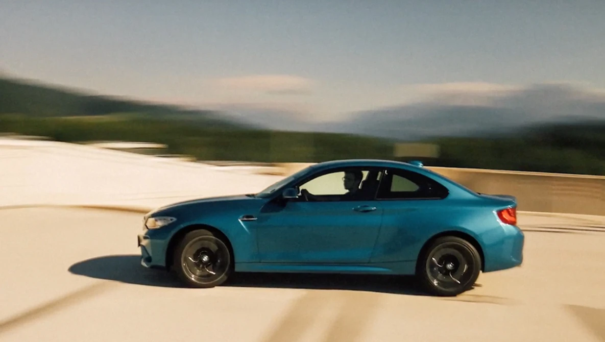 Watch How to shoot car photography with a smartphone on YouTube.