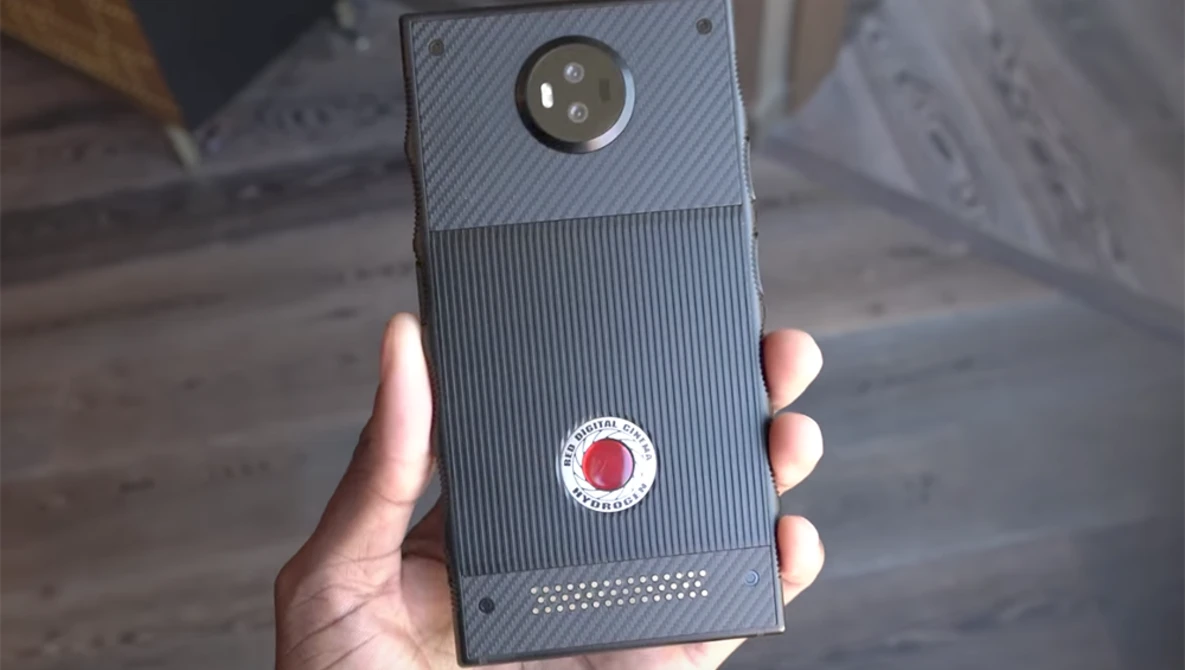 Watch RED Hydrogen Prototype Hands-On! on YouTube.