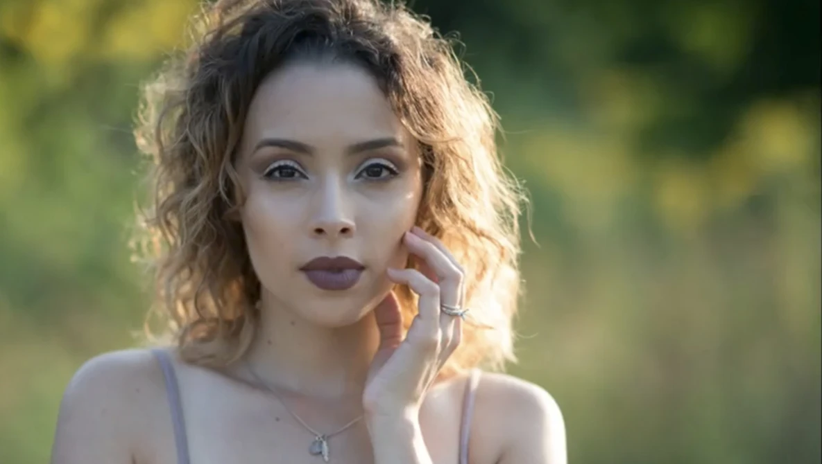 Watch How To Pose Women- 10 Quick Tips on YouTube.