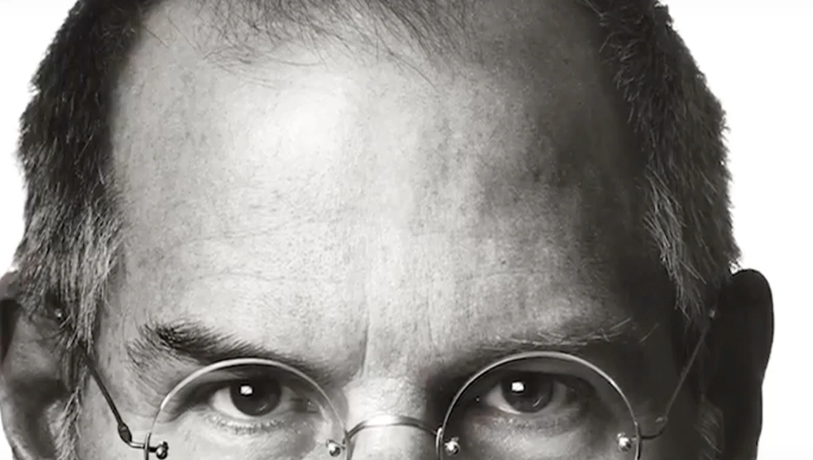 Watch The light Albert Watson shapes - the story behind the image of Steve Jobs on YouTube.