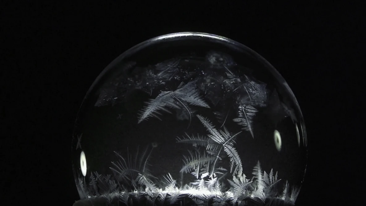 Watch more Frozen Bubbles... on Vimeo.