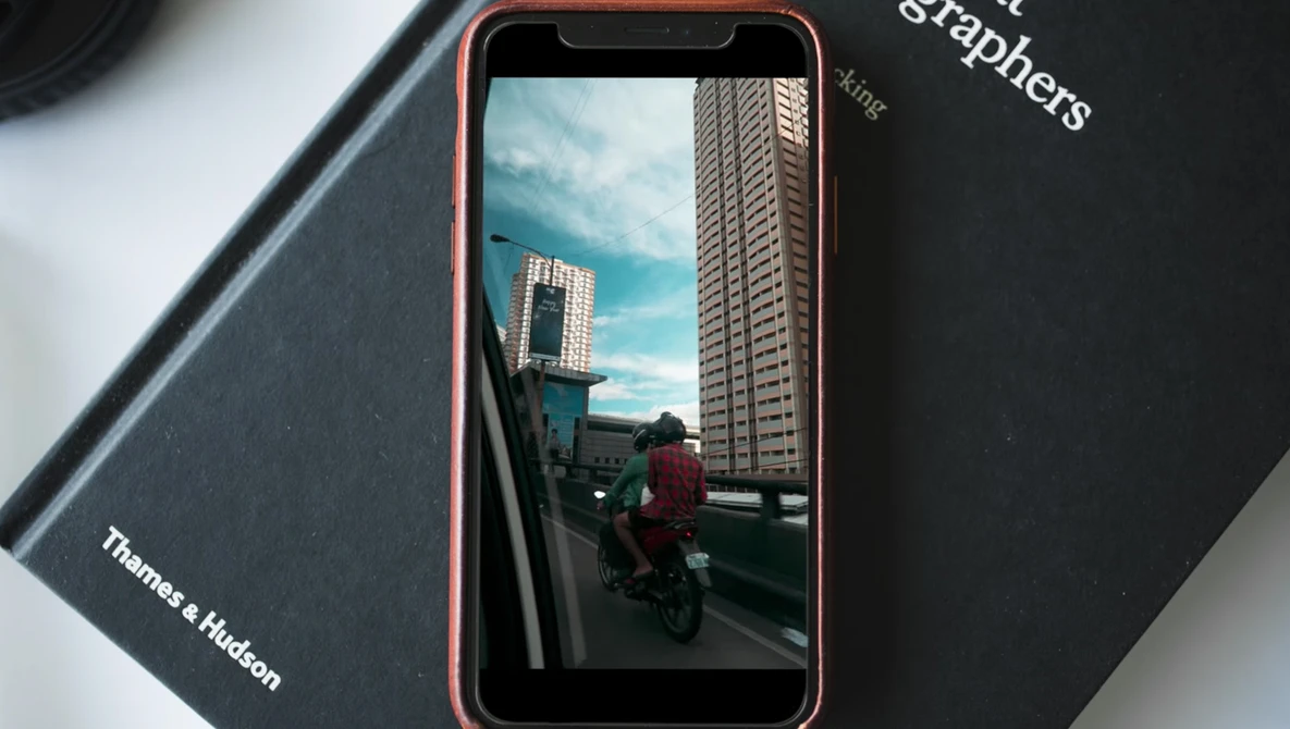 Watch How to Make Instagram Story Vlogs on YouTube.