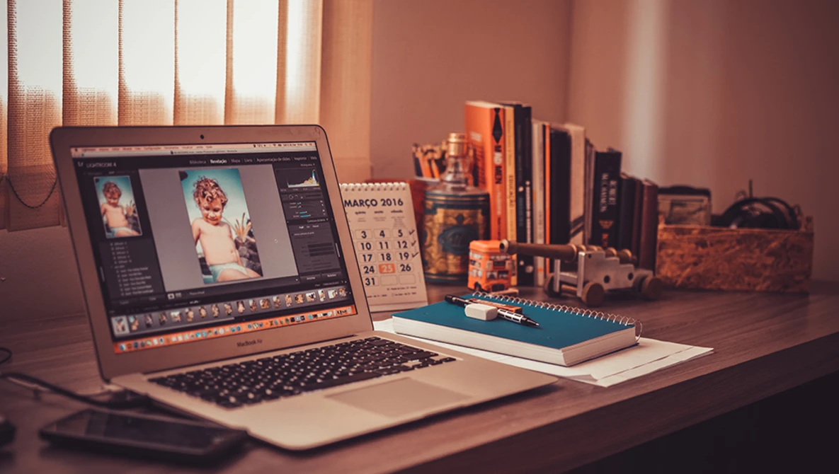 Watch Should you give clients RAW files? on YouTube.