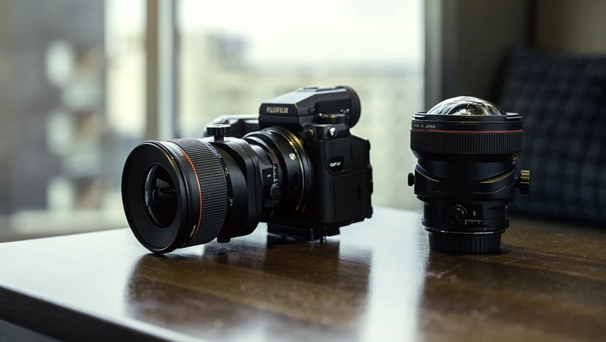 ishibou　GFX50s Shooting the Fuji GFX 50S With the Techart Adapter and Canon Tilt