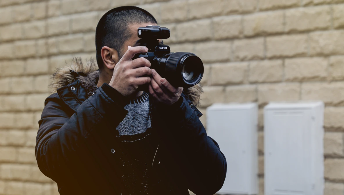Watch Fujifilm GFX 50s With Techart Adapter - GF 110mm f2 vs Sigma 85mm Art on YouTube.