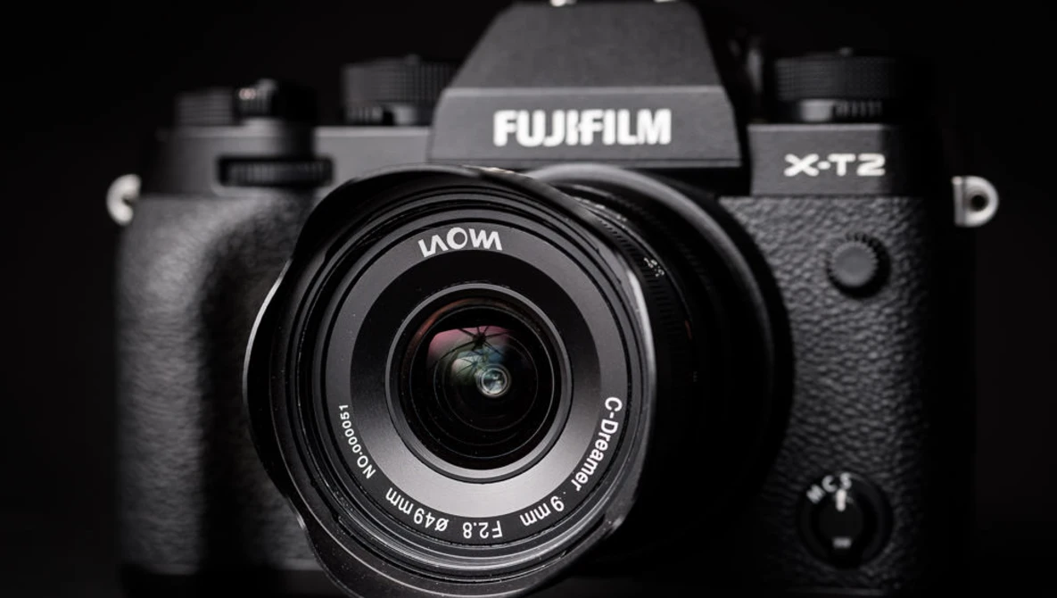 Fstoppers Reviews the Laowa 9mm f/2.8 Zero-D for Fujifilm X