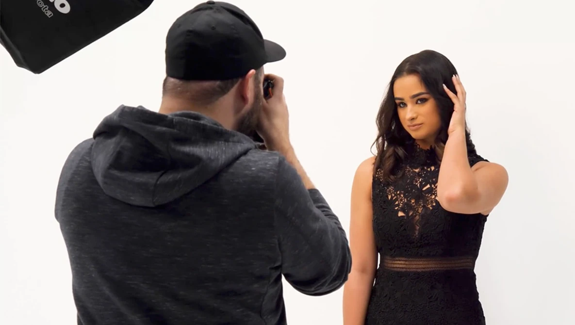 Watch One-light PORTRAIT tips with Miguel Quiles! on YouTube.