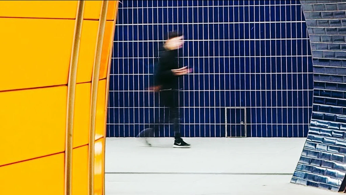 Watch 8 tips for framing and composing in the city on YouTube.