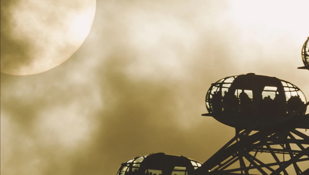 Watch Sun Moon London on Vimeo.
