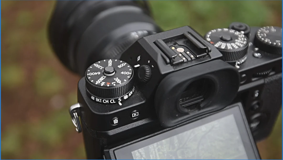 Watch 4 CAMERA settings that EVERY photographer MUST understand on YouTube.