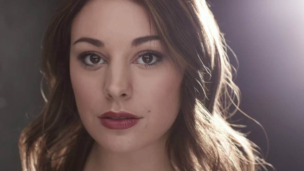Watch Simple Dramatic Backlit Portraits: OnSet ep 177 on YouTube.