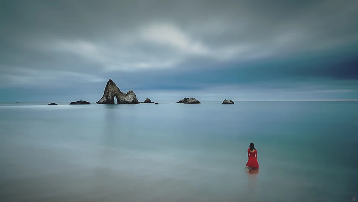 Watch Long Exposure Photography Tutorial | WHY, WHAT and HOW to take Long Exposure Photos on YouTube.