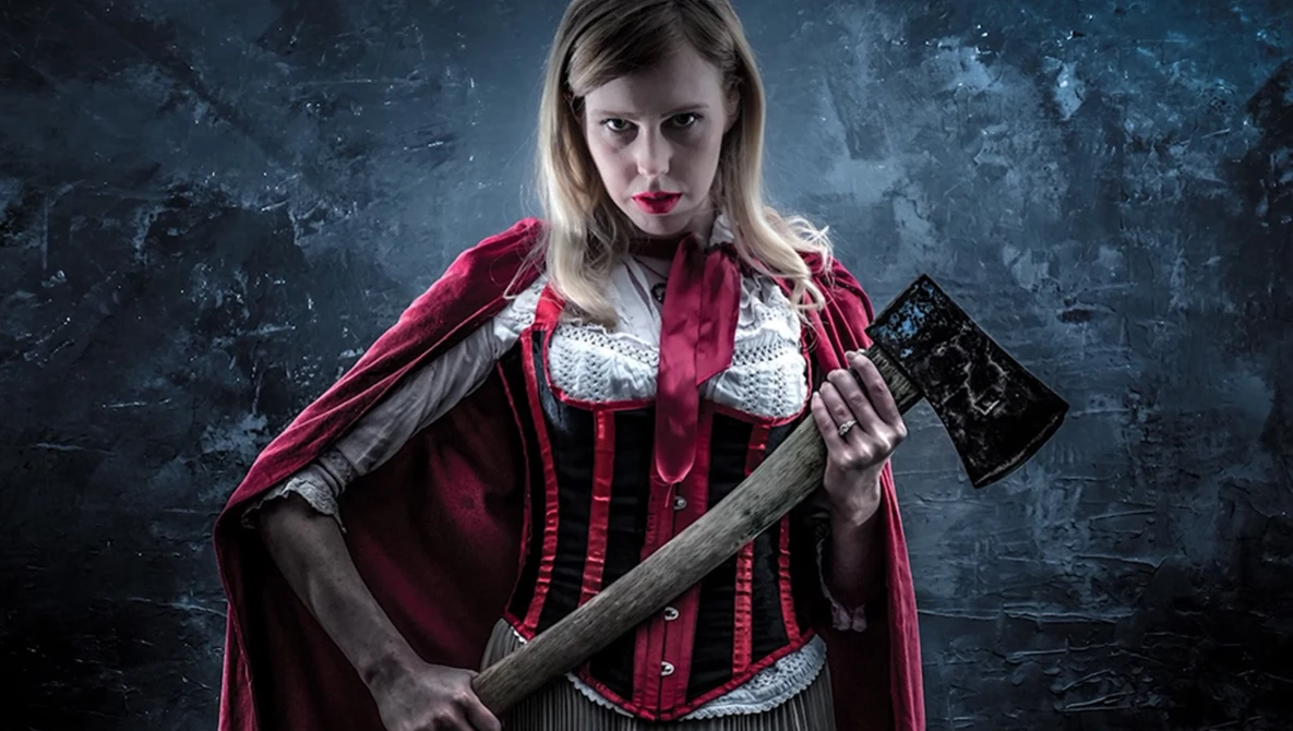 Watch Create Dramatic Lighting with Two Speedlights: Take and Make Great Photography with Gavin Hoey on YouTube.