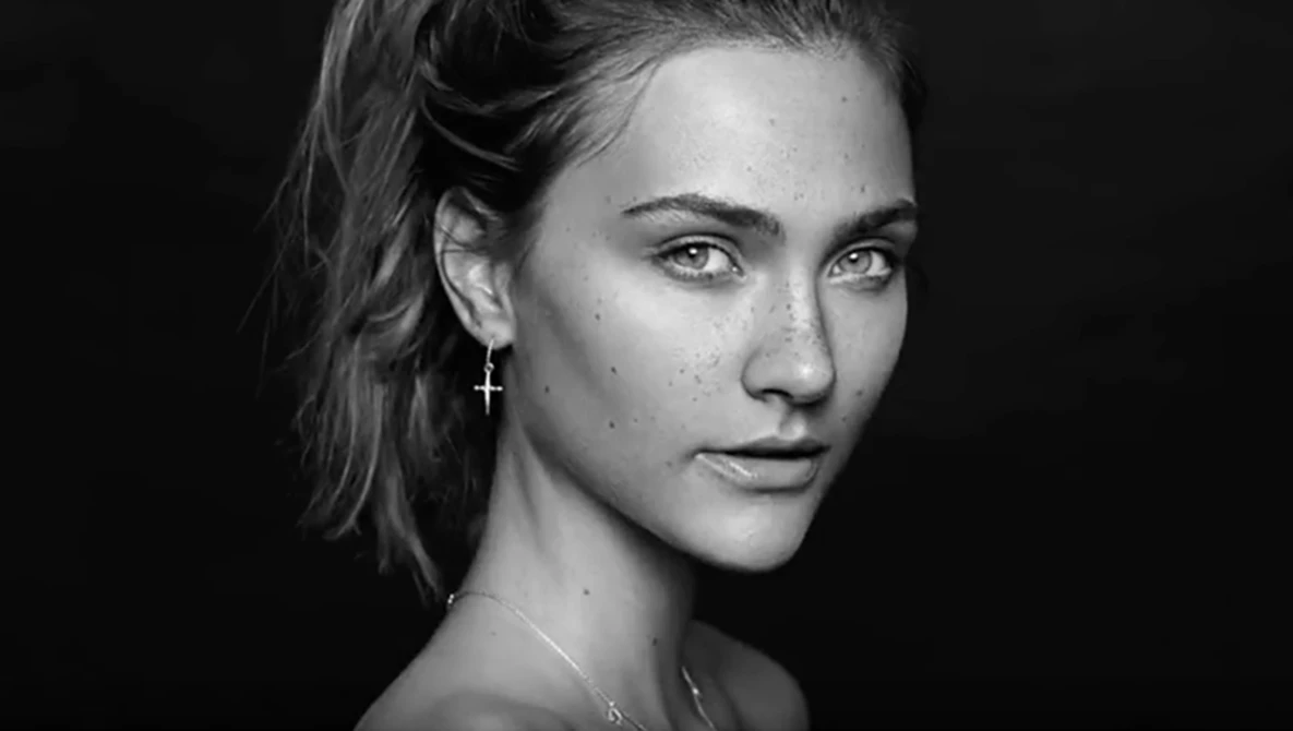 Watch Black and White Photo Conversion for Portrait, Beauty and Fashion on YouTube.
