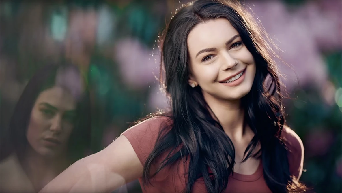 Watch 5 Beginner PORTRAIT PHOTOGRAPHY Mistakes How To FIX Them QUICKLY on YouTube.