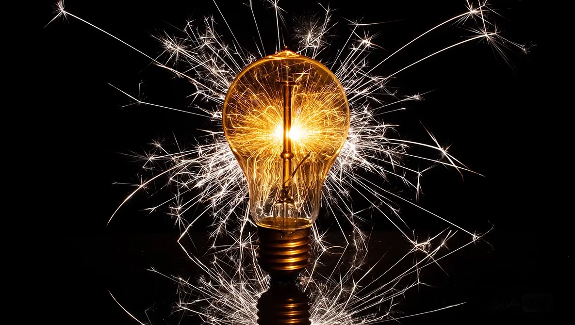 Watch Simple Sparkler Shoot: Take and Make Great Photography with Gavin Hoey on YouTube.