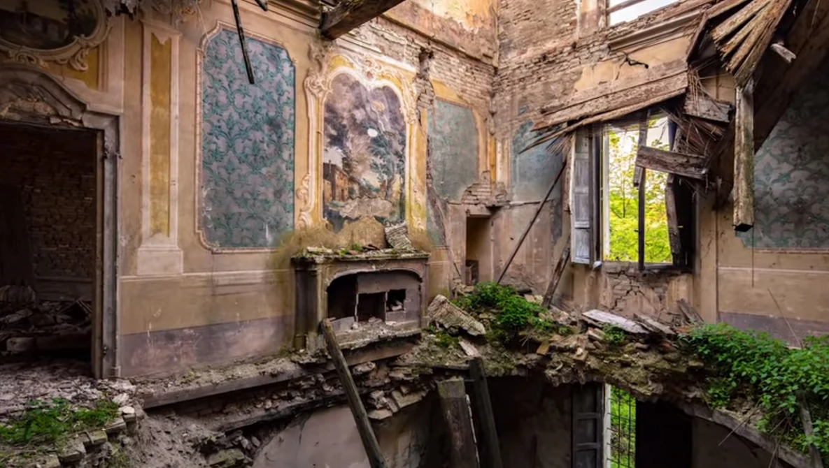 Watch 11 tips for shooting abandoned buildings on YouTube.